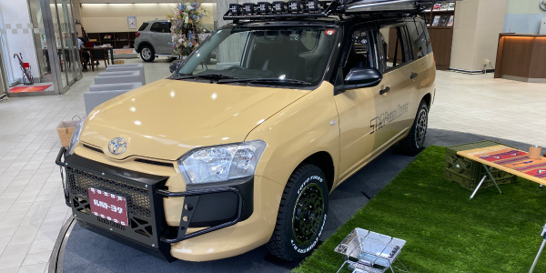 アウトドアカスタム車両展示｜紹介イメージ